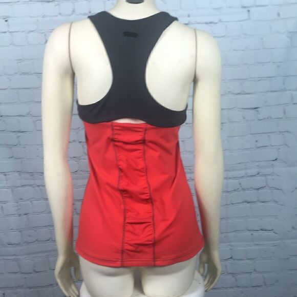 Outdoor Research medium tank  - Picture 5 of 7